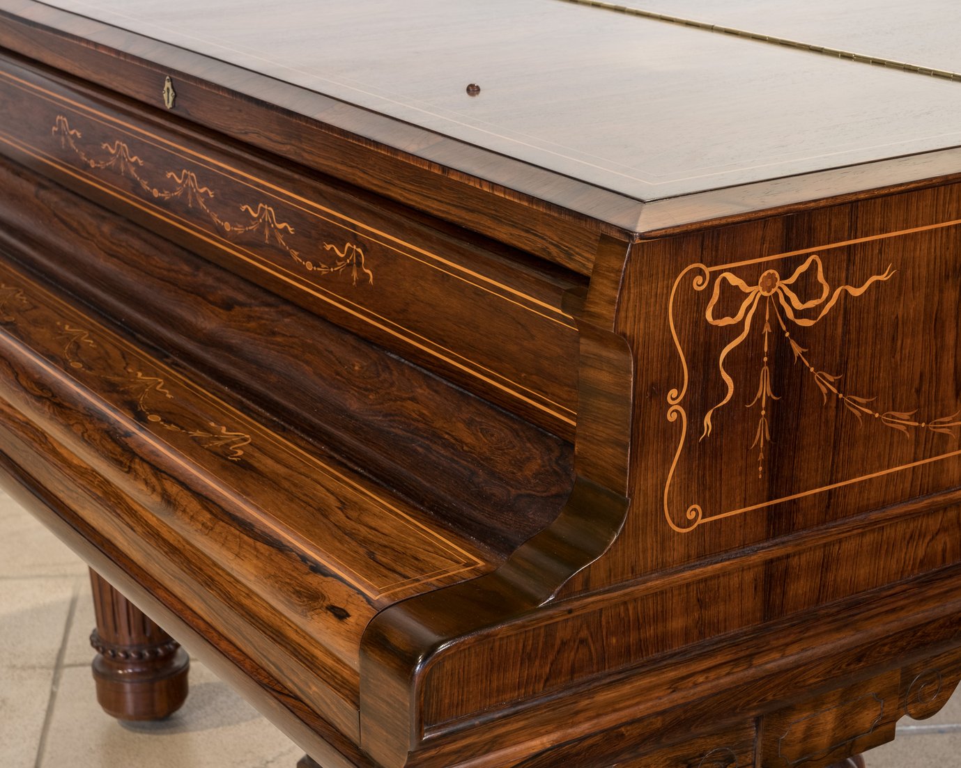 Steinway A artcase DSCF4263